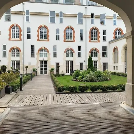 Apartment Terrasse, Ancienne Maison De Champagne *