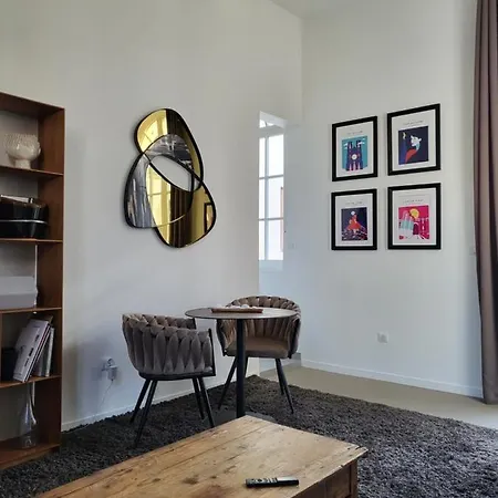 Terrasse, Ancienne Maison De Champagne Apartment